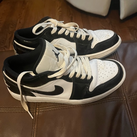 Michael Jordan Other - Classic Black and White Men's Sneakers